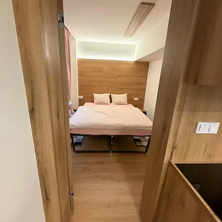 Penthouse 2kk - Masarykovo Náměstí Apartamento *